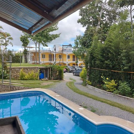 Hotel Los Reyes Coban Ngoại thất bức ảnh