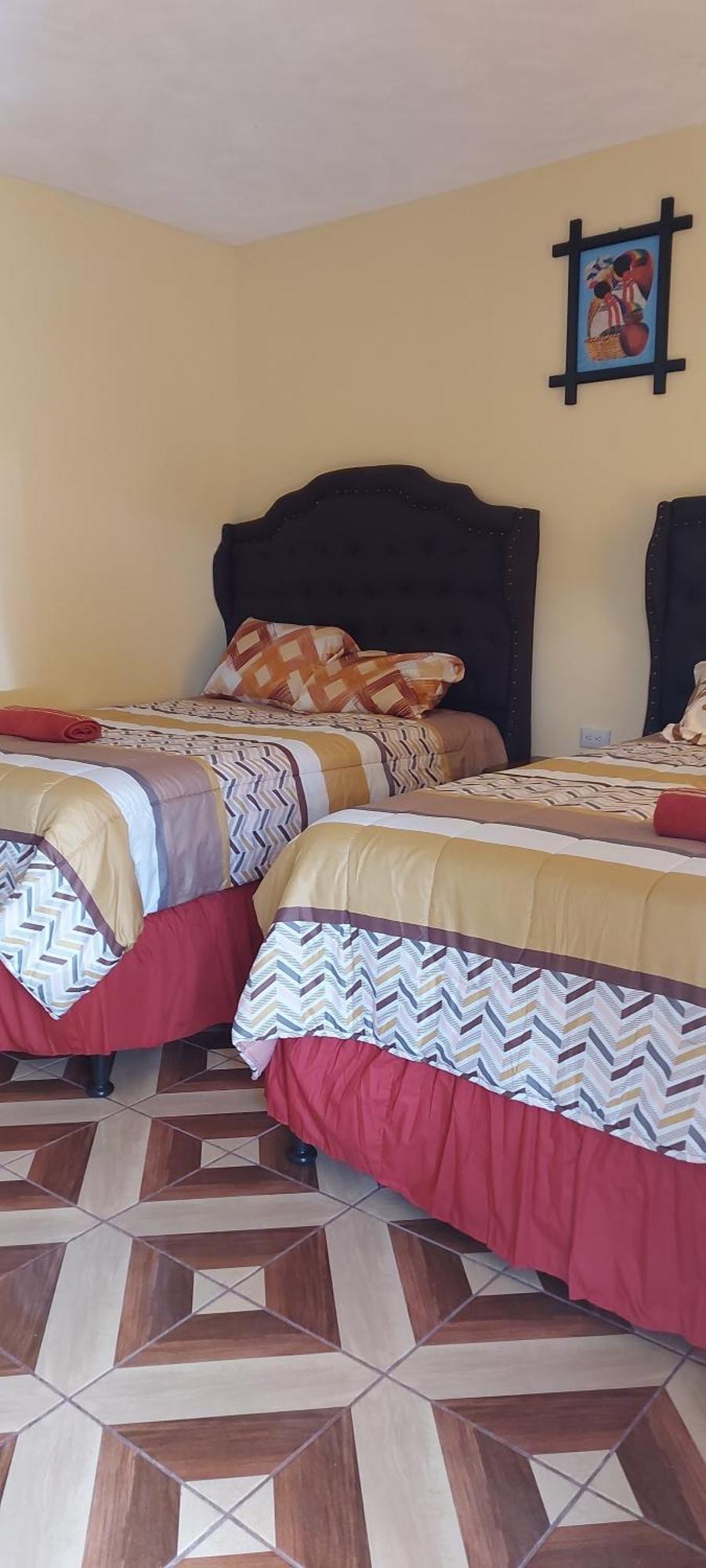 Hotel Los Reyes Coban Ngoại thất bức ảnh